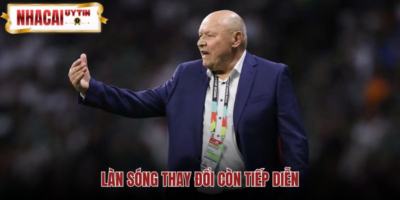 Áp lực Deschamps và Ancelotti giữa đợt tái thiết HLV